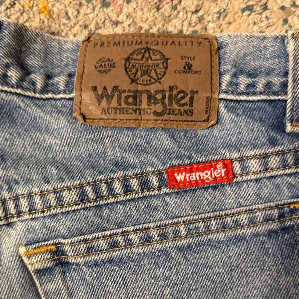 Wrangler Vintage Worn & Torn Men's Blue Straight Jeans 30x32